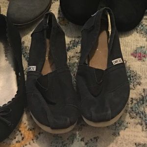 Toms size 7
